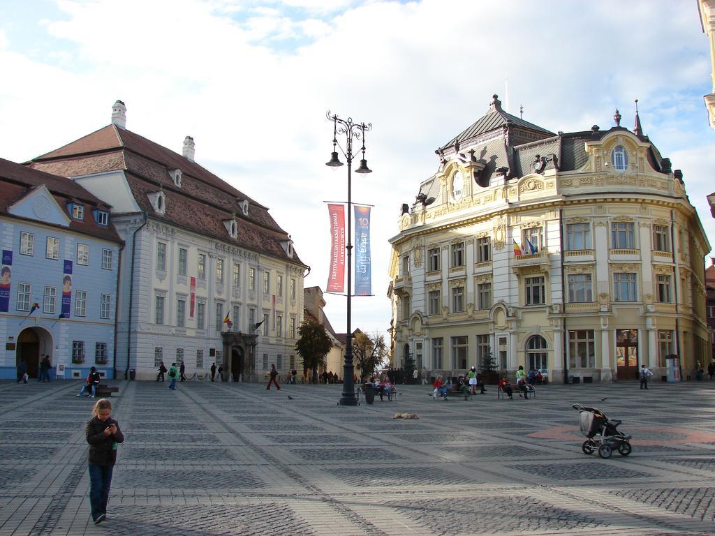 Central City Ap Sibiu Eksteriør billede