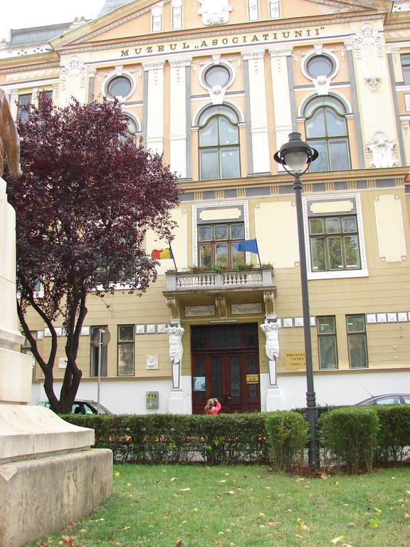 Central City Ap Sibiu Eksteriør billede